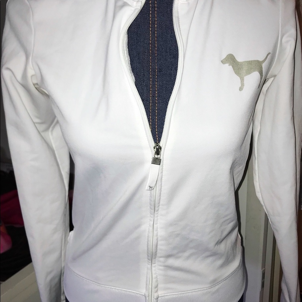 Victoria Secret “Pink” Jacket - w/ free 🎁